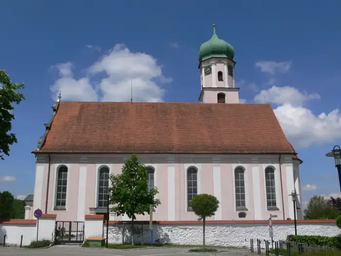 Aitrach - Aitrach Pfarrkirche außen 2