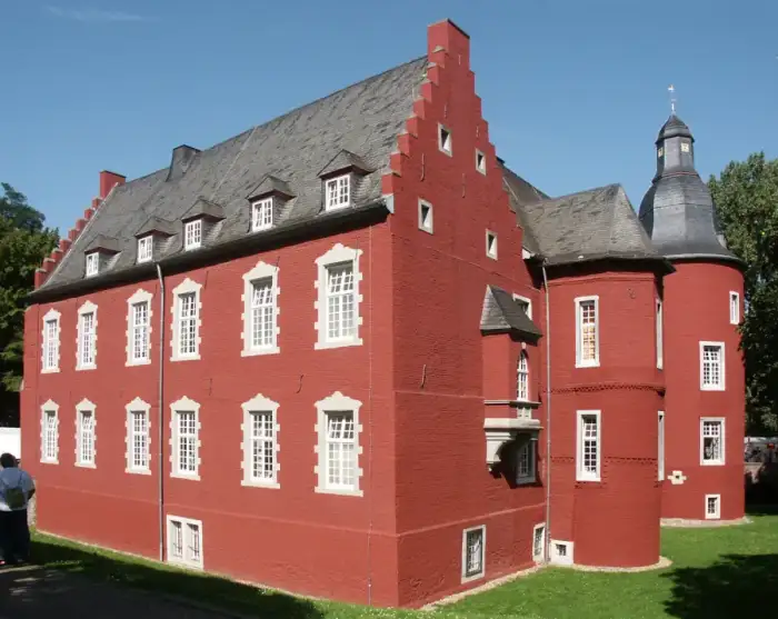 Alsdorf - Die Burg Alsdorf in Alsdorf