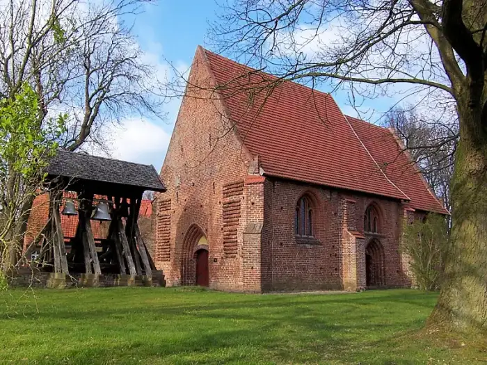 Alt Meteln - Kirche in Alt Meteln