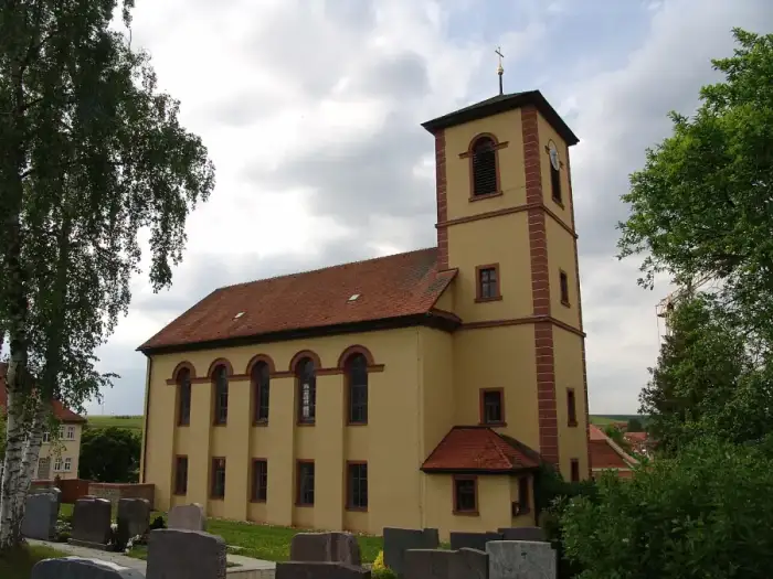 Altertheim - Oberaltertheim Evangelische Kirche 006