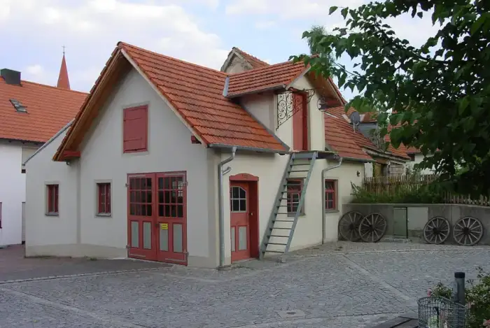 Althegnenberg - Dorfplatz Althegnenberg Alte Schmiede