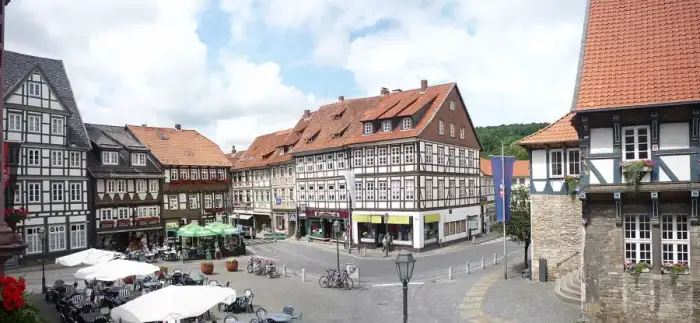 Bad Gandersheim - Bad Gandersheim Marktplatz 284-85-d