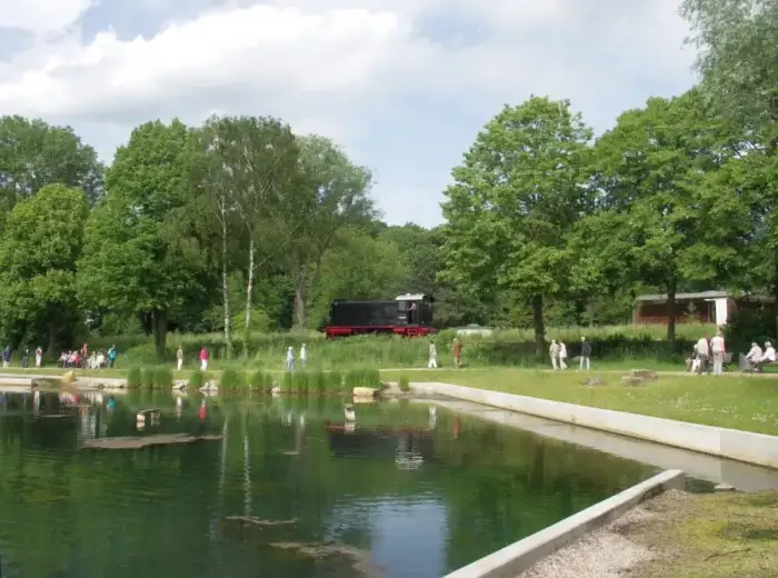 Bad Laer - Bad Laer V 36 412 Kurpark Glockensee 2013 06 16