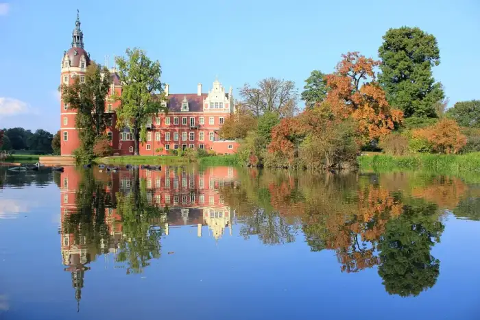Bad Muskau - Das neue Schloss im Fürst- Pückler-Park. IMG 9474WI