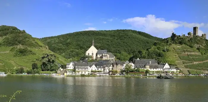 Beilstein - BeilsteinMoselPanorama1
