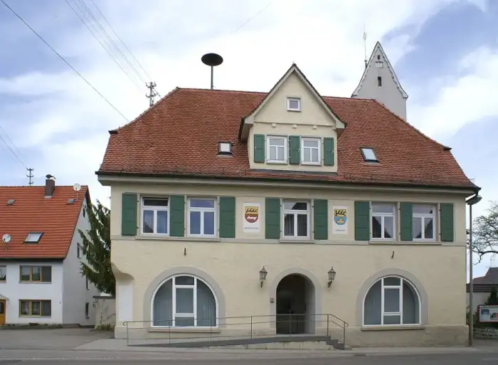 Berghülen - Berghülen; Rathaus-2