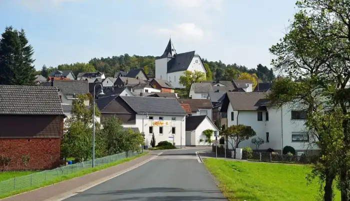 Bischoffen - Kirche Niederweidbach
