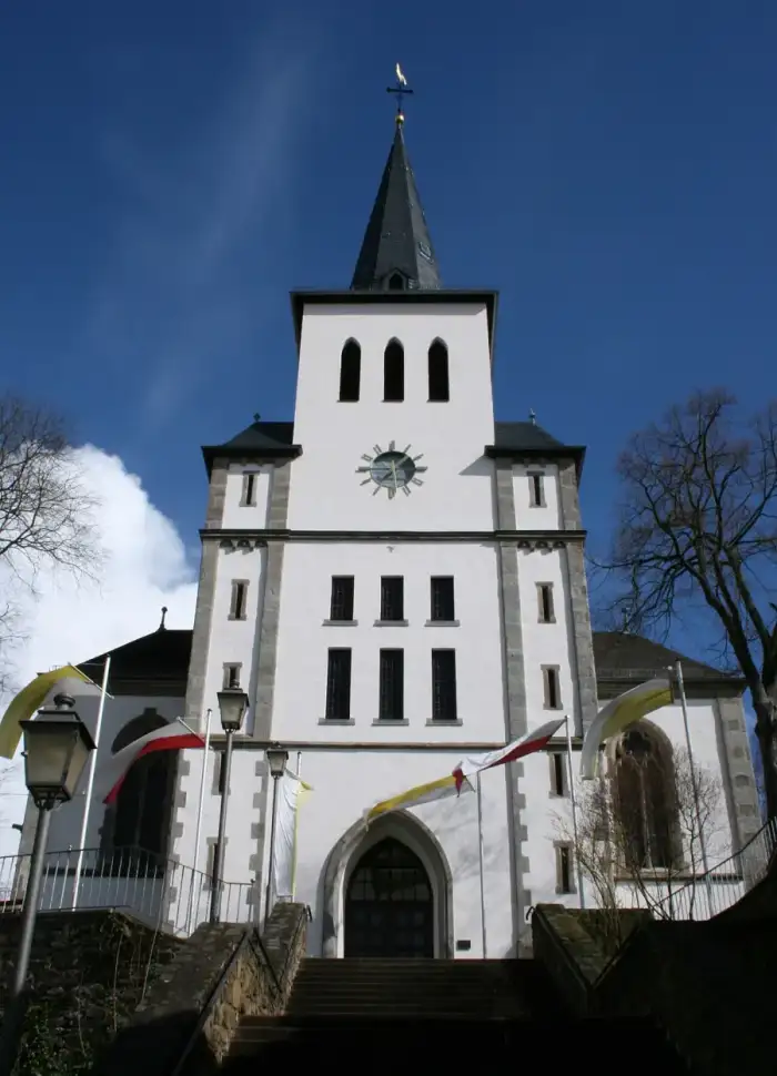 Brechen - Niederbrechen Kirche Front