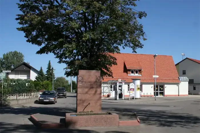 Bürstadt - DorfplatzRiedrode