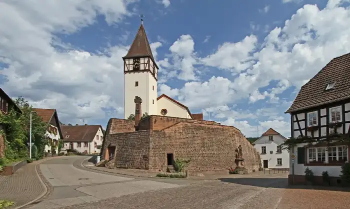 Bundenthal - Bundenthal-Katholische Pfarrkirche St. Peter und Paul-12-2019-gje