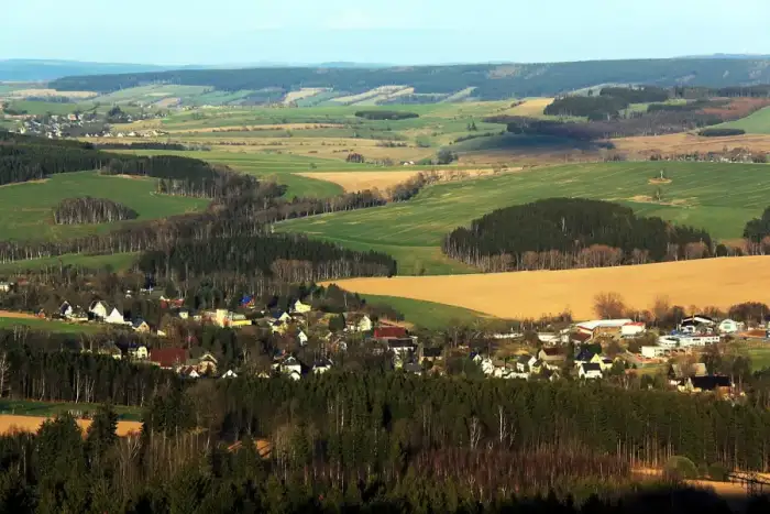 Crottendorf - Blick über Walthersdorf vom Scheibenberg