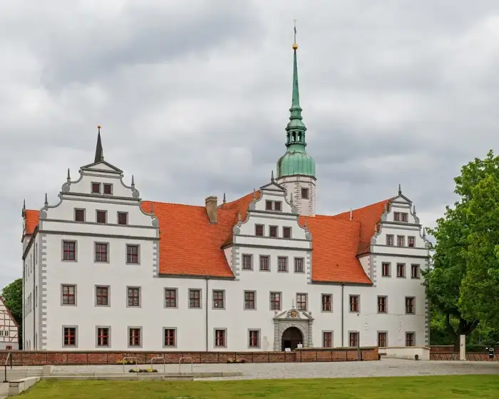 Doberlug-Kirchhain - Doberlug-Kirchhain May2015 img4 Schloss Doberlug