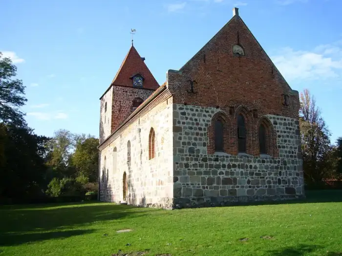 Dötlingen - Dötlingen-Kirche-1