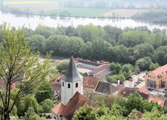 Donaustauf - Donaustauf, view from the ruined castle to the church St. Martin