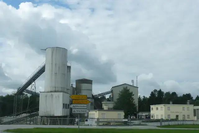 Edling - Kieswerk bei Edling - geo-en.hlipp.de - 13154