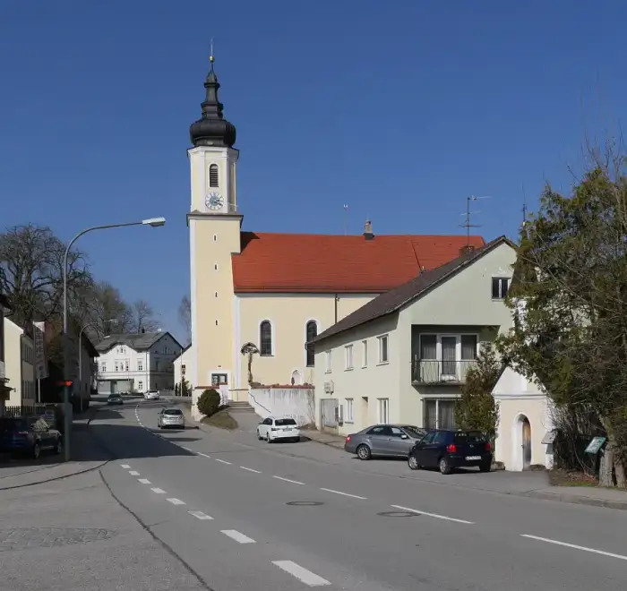 Egglkofen - Pfarrkirche Mariä Himmelfahrt Egglkofen