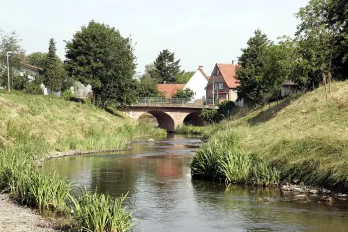 Einhausen - Weschnitz in Einhausen 01