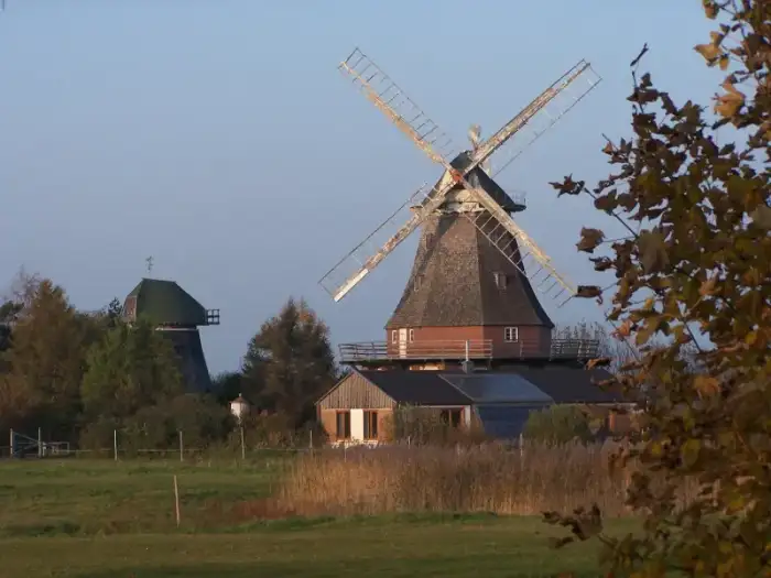 Elmenhorst/Lichtenhagen - Windmühlen in Lichtenhagen