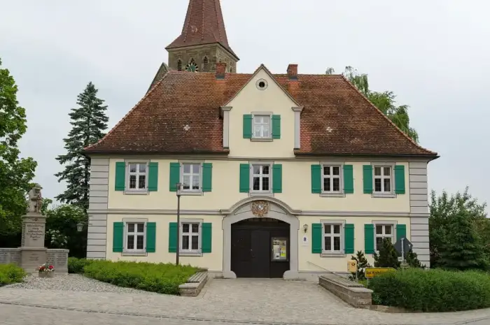 Ergersheim - Ergersheim, Kirchenbuck 3, 001