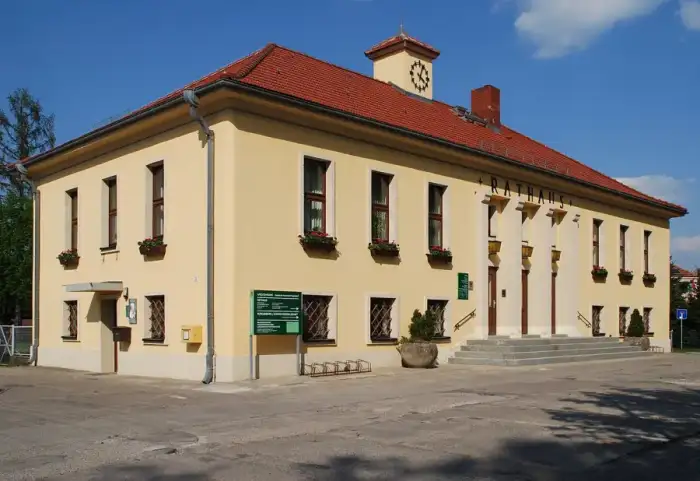 Fredersdorf-Vogelsdorf - Rathaus Fredersdorf ShiftN
