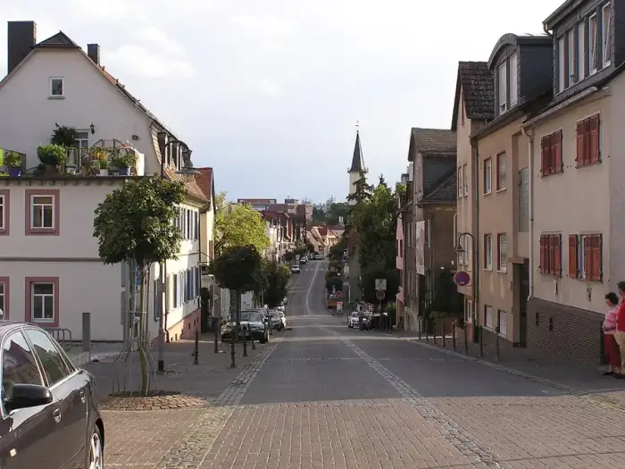 Friedrichsdorf - Friedrichsdorf TS Hugenottenstrasse