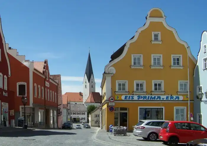 Geiselhöring - Geiselhöring-Stadtplatz-2