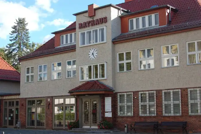Glienicke/Nordbahn - Rathaus Glienicke