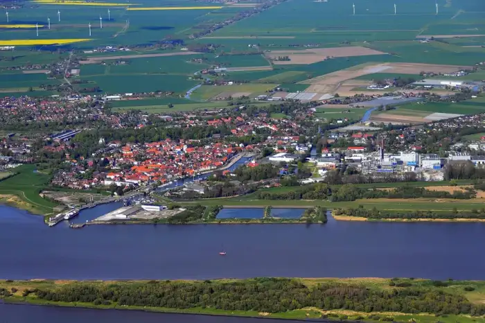 Glückstadt - Luftaufnahmen Nordseekueste 2012-05-by-RaBoe-460