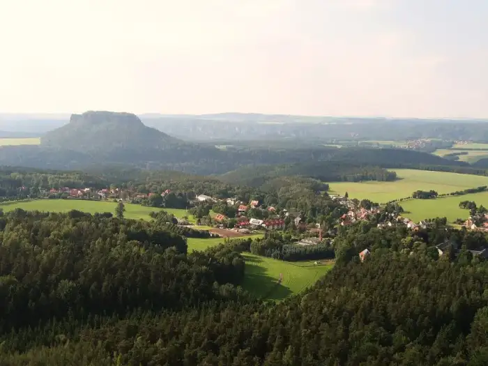 Gohrisch - Blick auf Gohrisch vom gleichnamigen tafelberg ds wv 06 2010