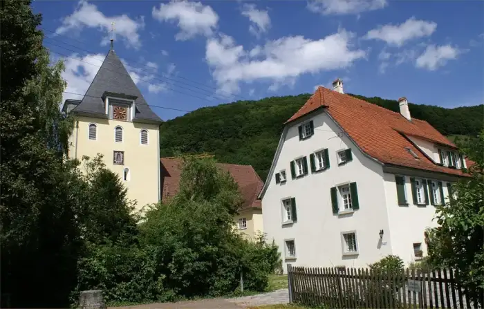 Gruibingen - Gruibingen Kirche und Pfarrhaus