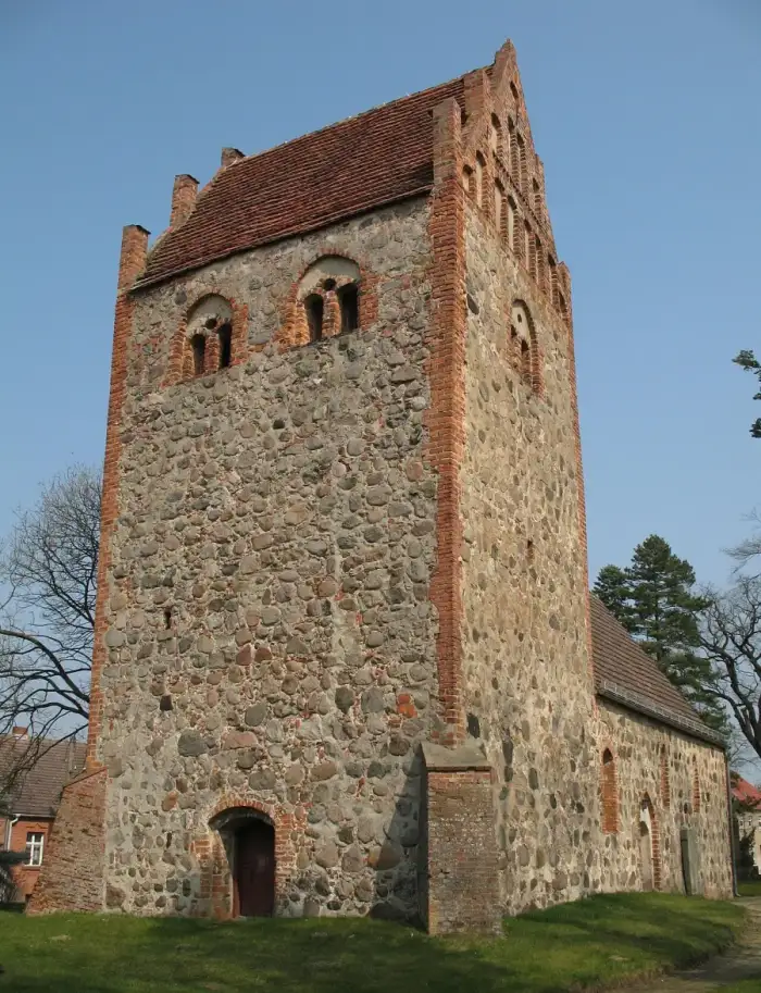 Gumtow - Vehlow church