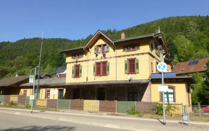 Höfen an der Enz - Höfen an der Enz gare 155