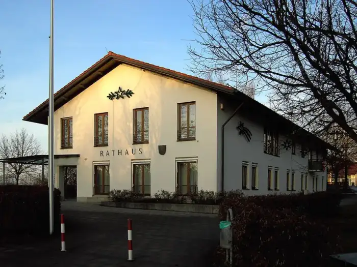 Hohenlinden - Hohenlindener Rathaus