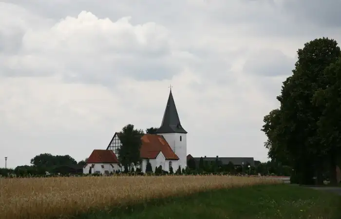 Hüde - St. Marien Kirche Burlage 20080709-01