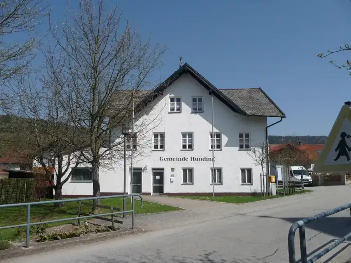 Hunding - Rathaus Hunding
