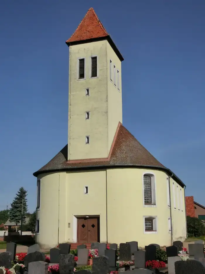 Kamern - Kirche (Westansicht), Dorfstraße 37, Kamern