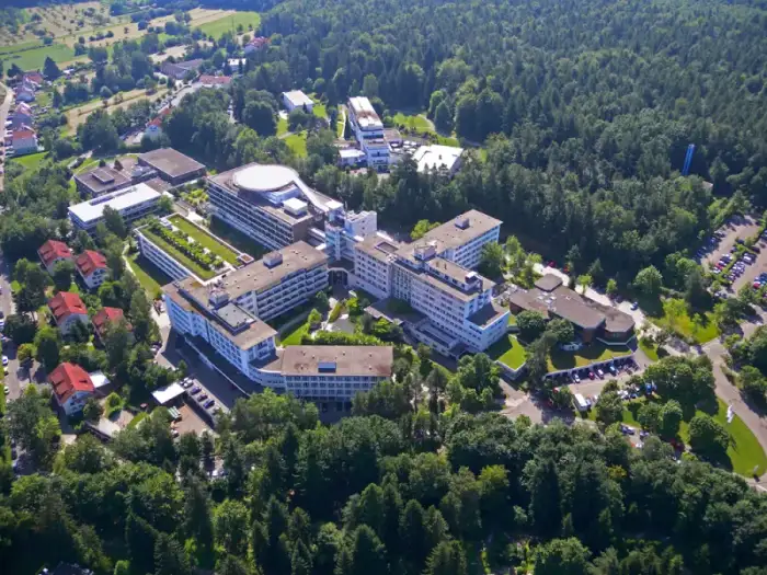 Karlsbad - Luftbild SRH Klinikum Karlsbad-Langensteinbach