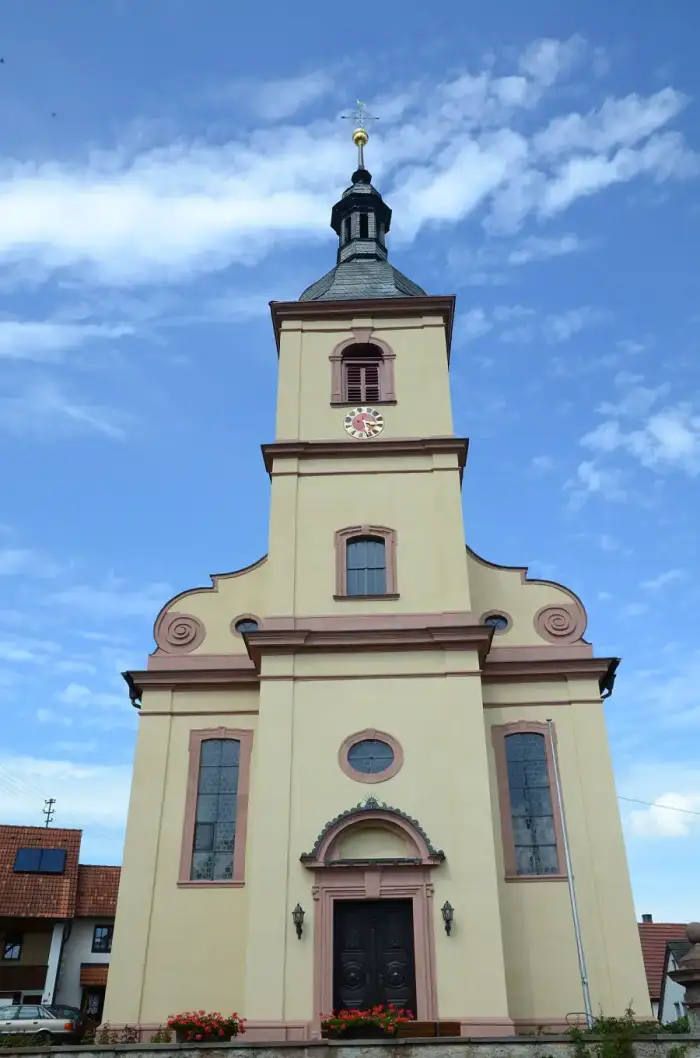 Karsbach - Heßdorf Evangelische Kirche 003