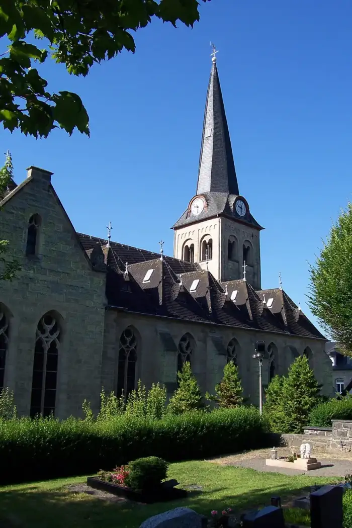Kempenich - St. Philippus und Jakobus N