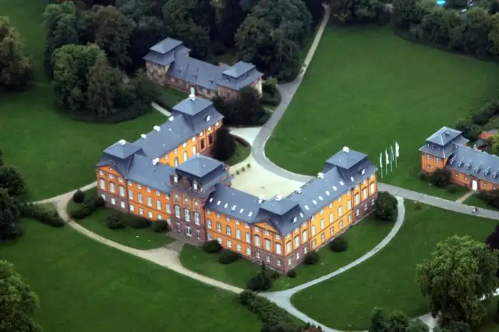 Kleinheubach - Schloss Löwenstein Kleinheubach Aerial fg196