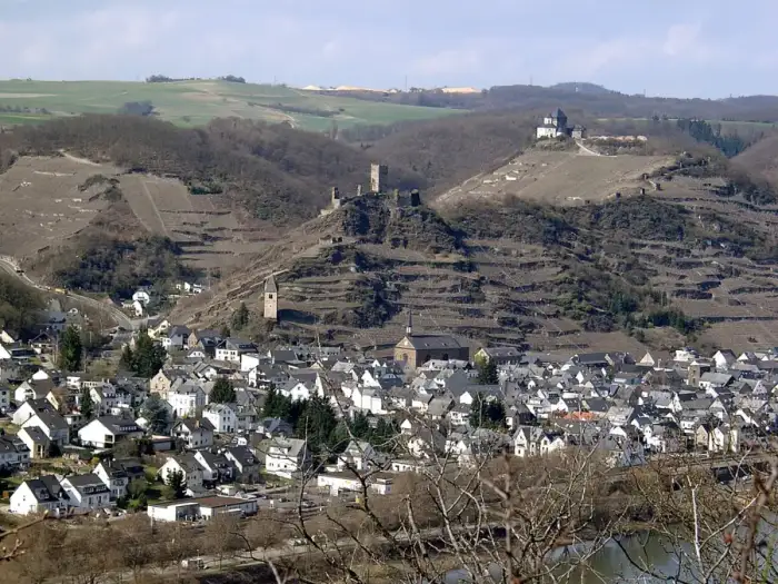 Kobern-Gondorf - Kobern mit Burgen