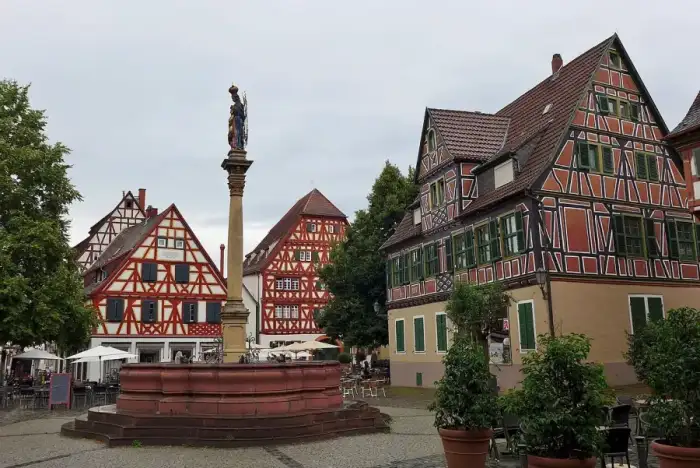 Ladenburg - Marktplatz, Ladenburg, 2014 (02)