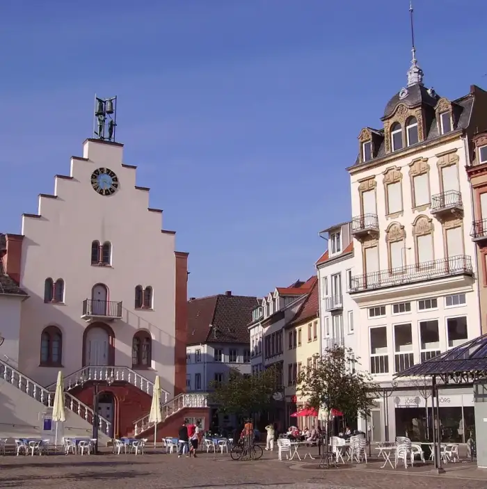 Landau in der Pfalz - Landau Rathausplatz 02