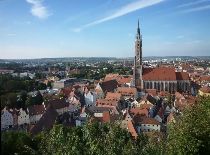 Landshut - Landshut - Kirche St. Martin 14-15. Jh. Sicht von der Burg