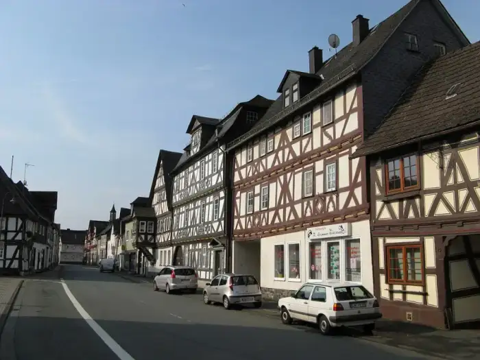Leun - LeunLimburgerStrasse