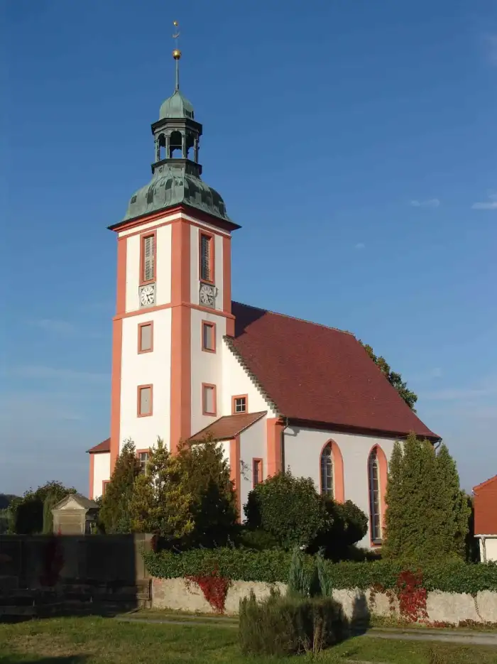 Leutersdorf - Spitzkunnersdorfer Kirche 070922 1