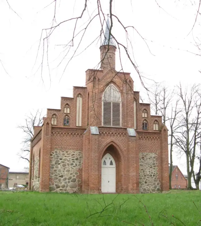 Lewitzrand - Raduhn Kirche 2008-04-15