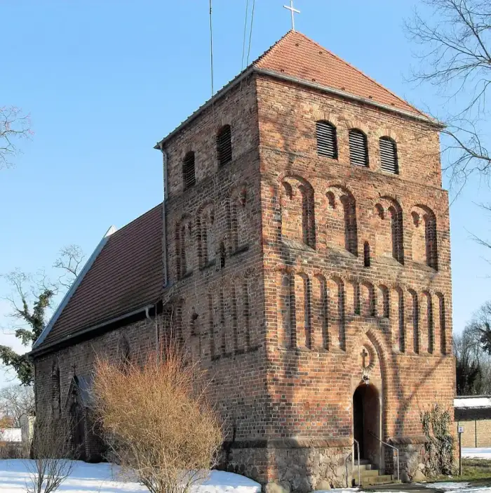 Lindendorf - Sachsendorf, Kirche 1
