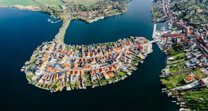 Malchow - Inselstadt Malchow - Luftbildpanorama 2022