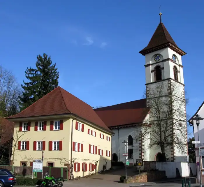 Malterdingen - Ehemaliger Löwen und Jakobskirche in Malterdingen 2